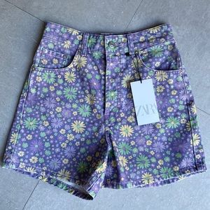 ZARA Women’s Flower Shorts